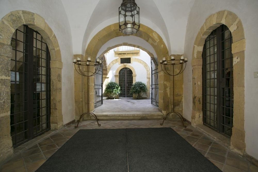 Alla Giudecca Syracuse Luaran gambar