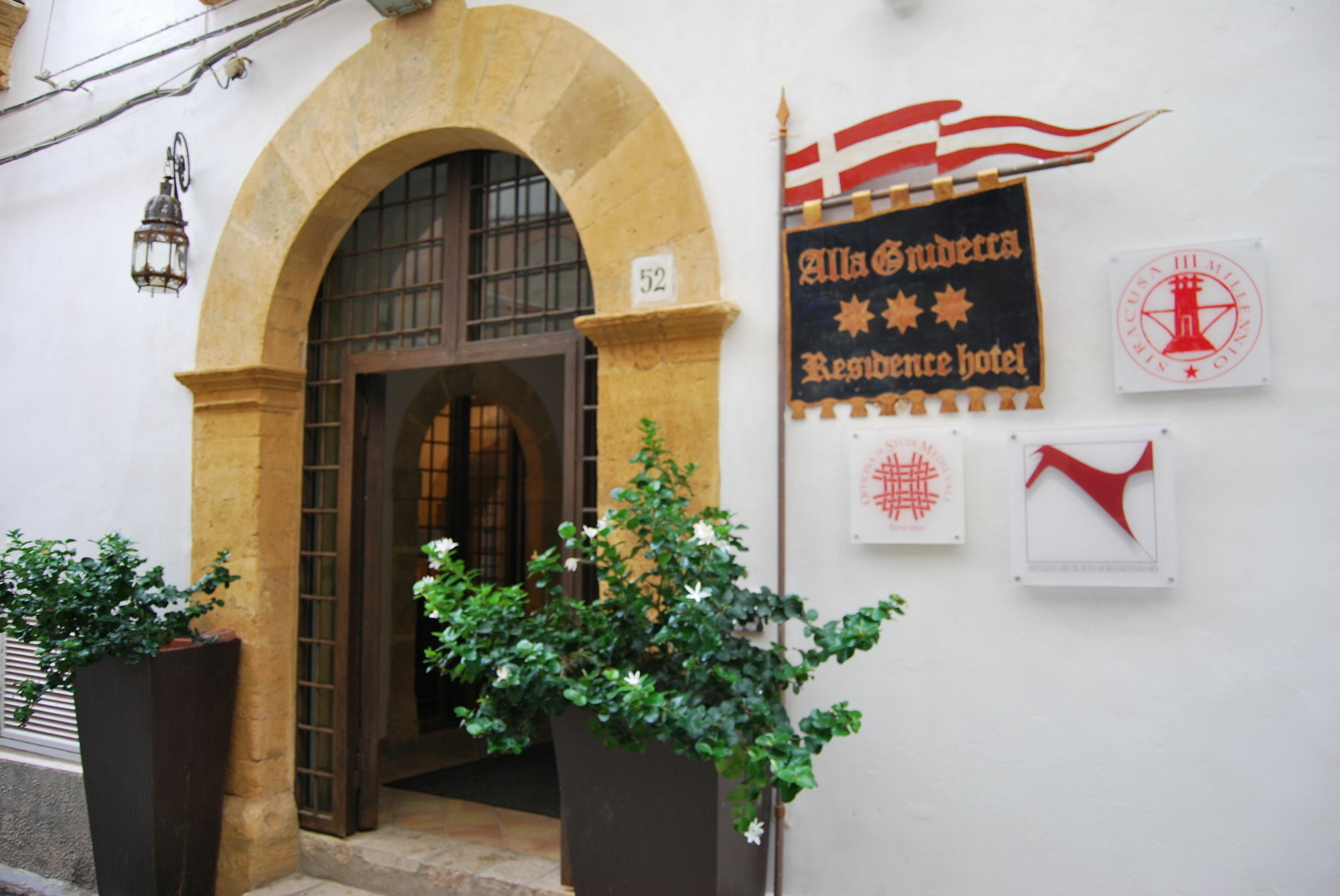 Alla Giudecca Syracuse Luaran gambar