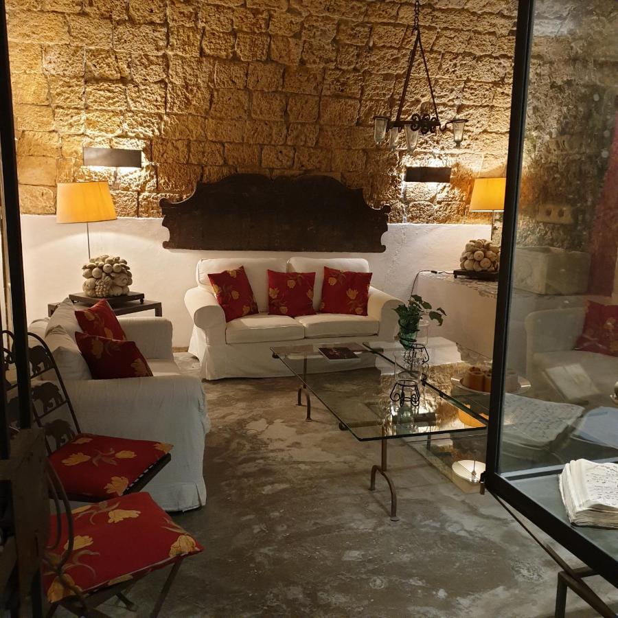 Alla Giudecca Syracuse Luaran gambar